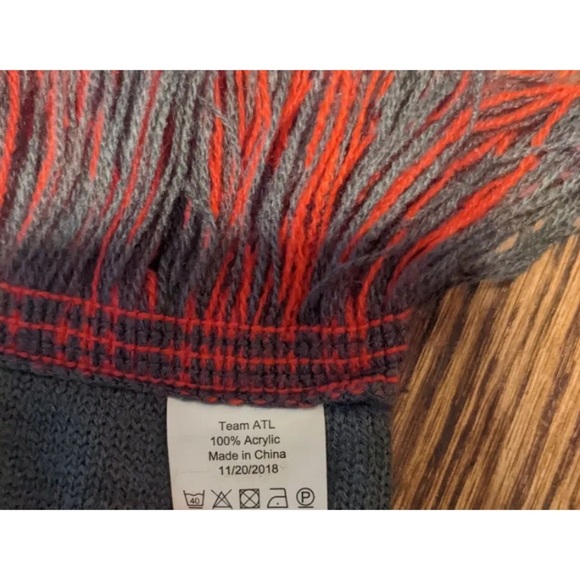 Unisex Adults Lot of 2 TEAM ATL Atlanta Sports Scarf Scarves, Black & Red - Picture 4 of 4